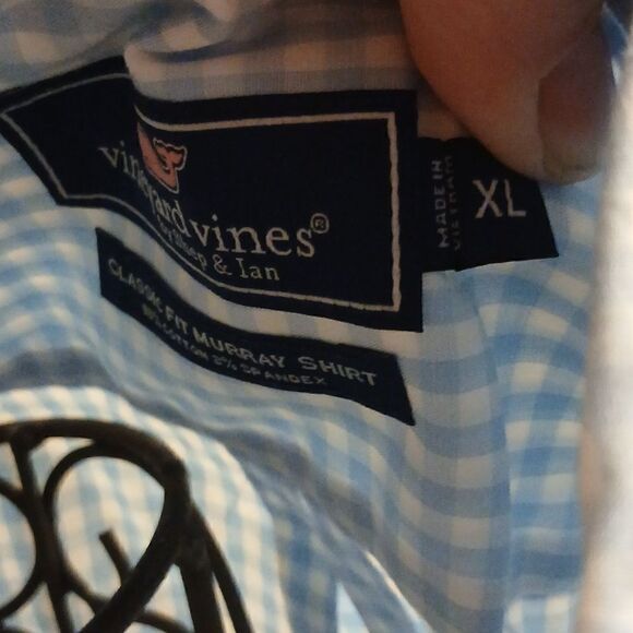 Vineyard Vines  - Picture 5 of 5